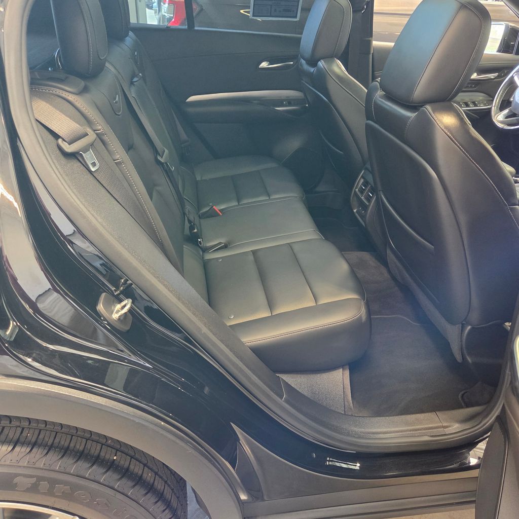 Photo 14 of this Cadillac XT4