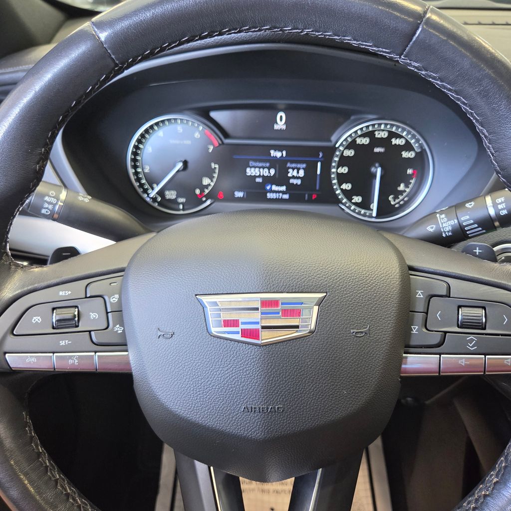 Photo 17 of this Cadillac XT4