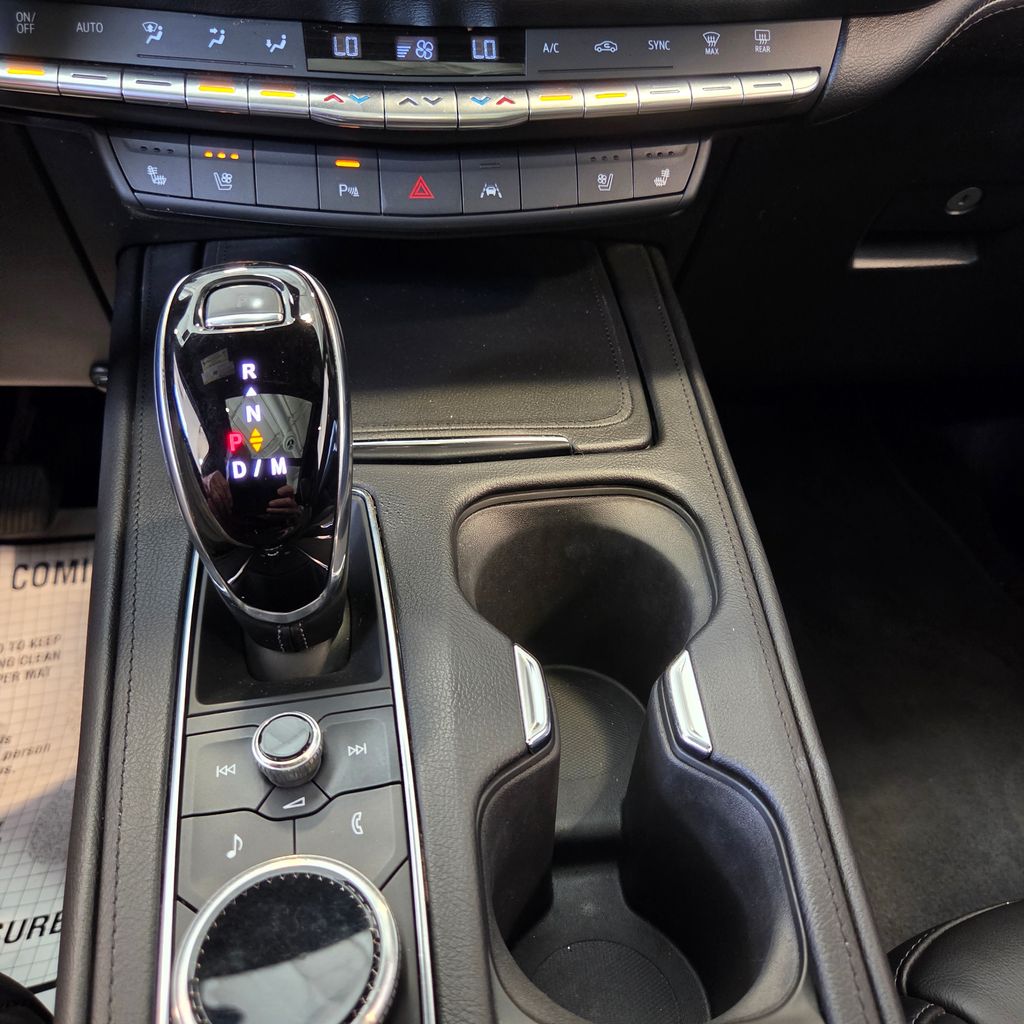 Photo 21 of this Cadillac XT4