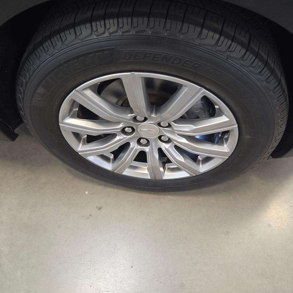 Photo 22 of this Cadillac XT4