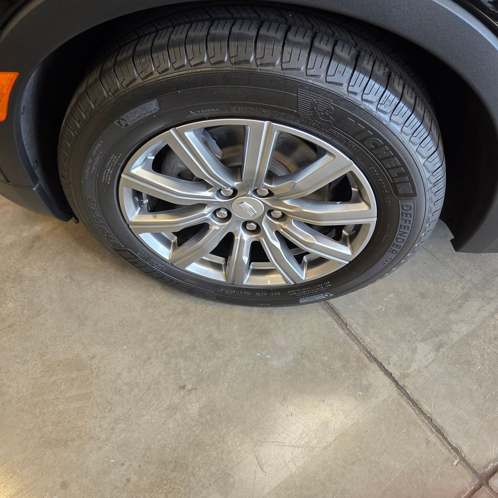 Photo 25 of this Cadillac XT4