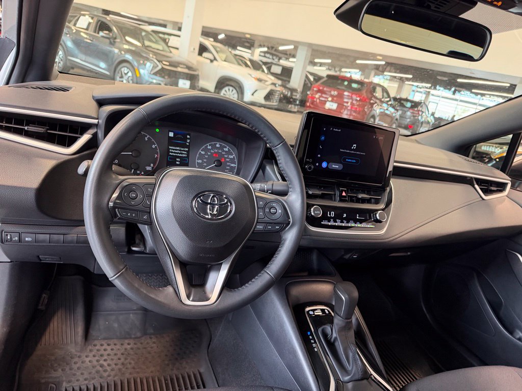 Photo 14 of this Toyota Corolla