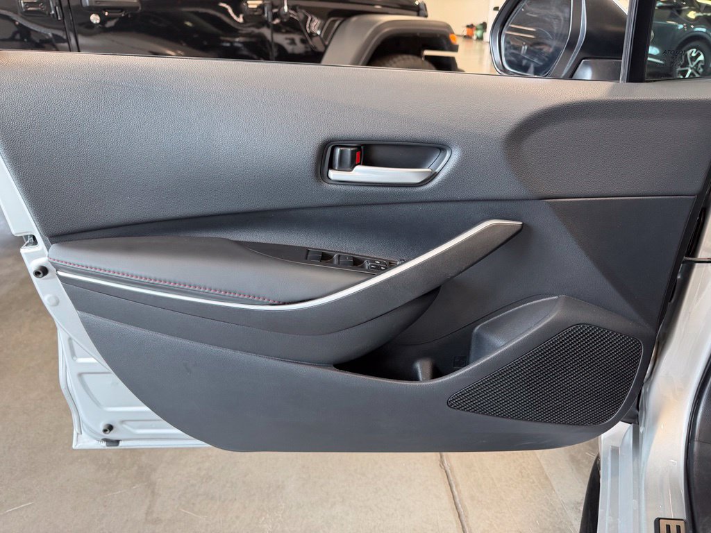Photo 19 of this Toyota Corolla