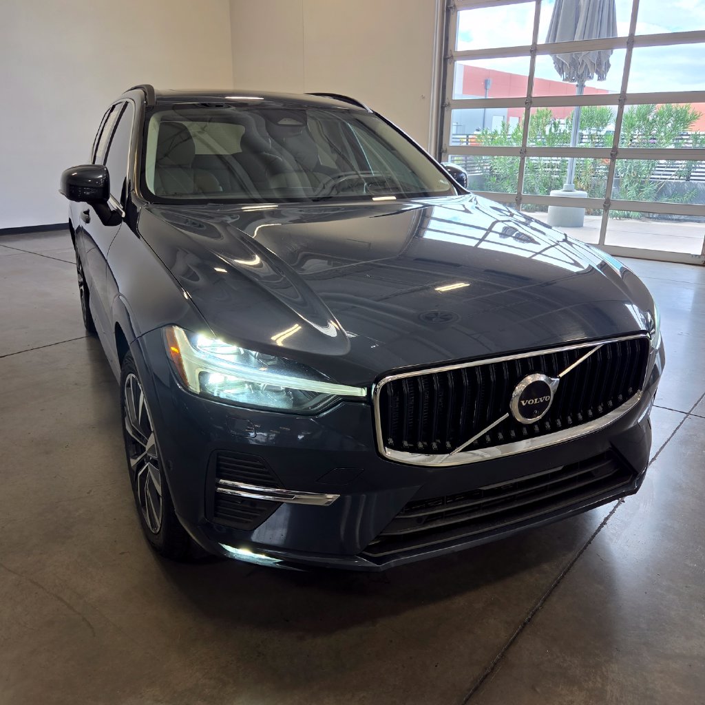 Photo 3 of this Volvo XC60