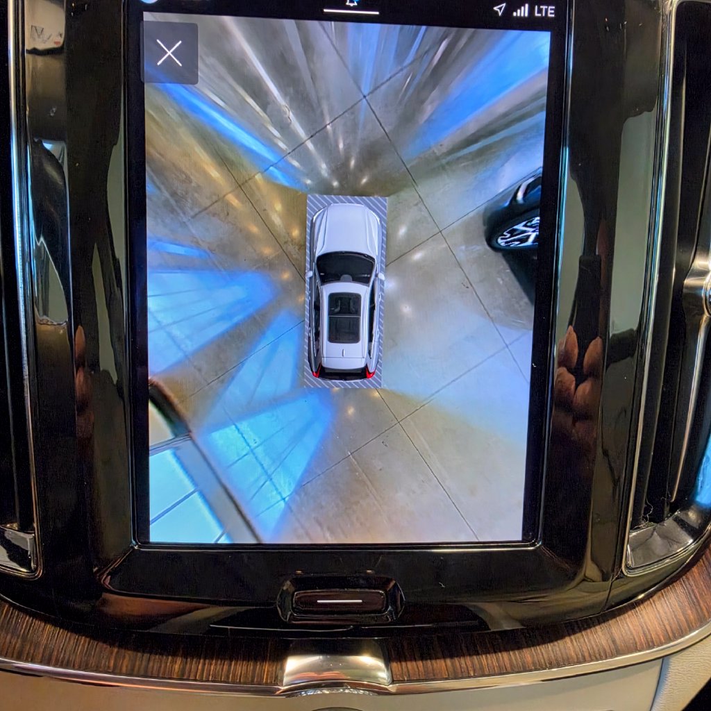 Photo 17 of this Volvo XC60