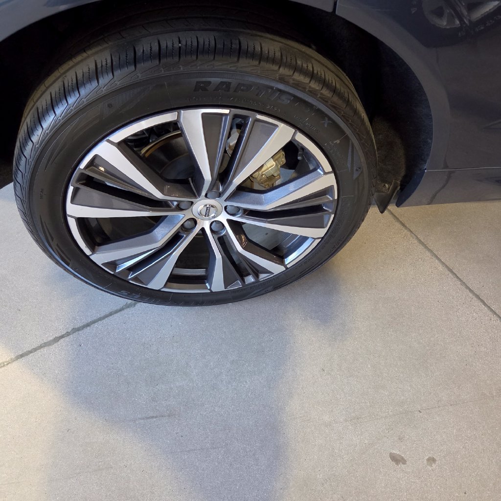Photo 21 of this Volvo XC60