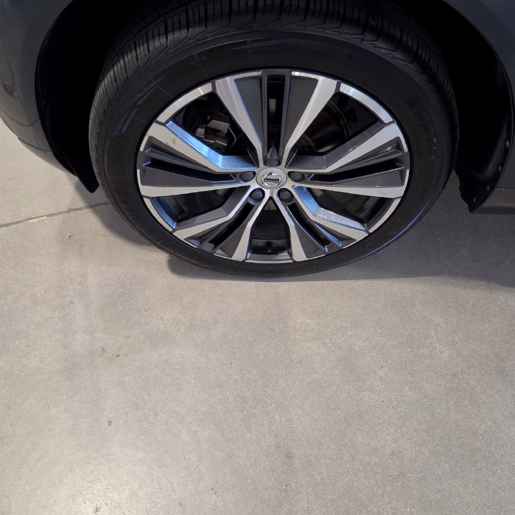 Photo 23 of this Volvo XC60