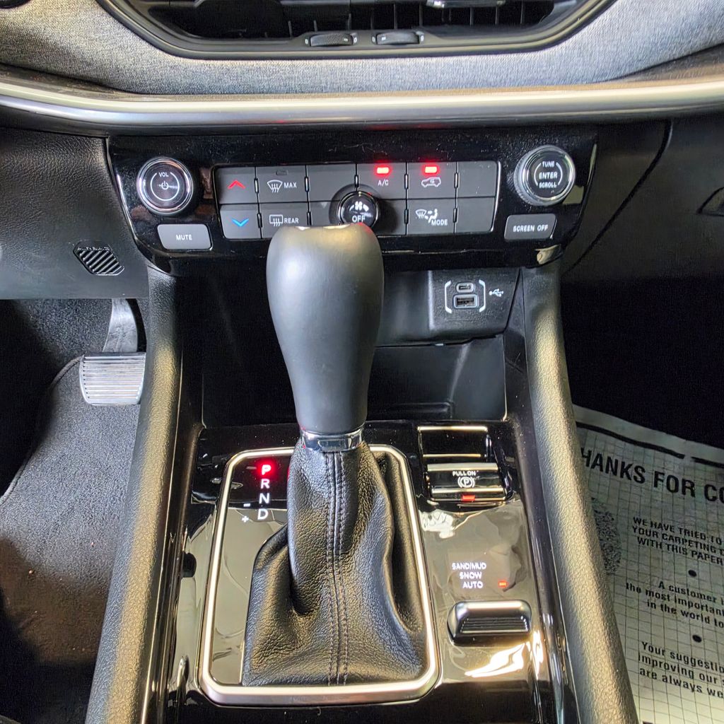 Photo 12 of this Jeep Compass