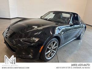 View 2023 Mazda MX-5 Miata RF 