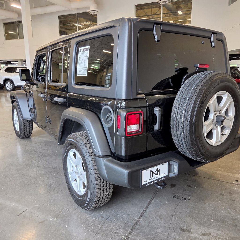 Photo 7 of this Jeep Wrangler