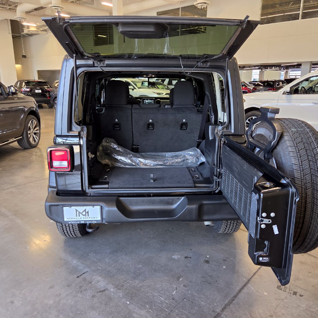 Photo 21 of this Jeep Wrangler
