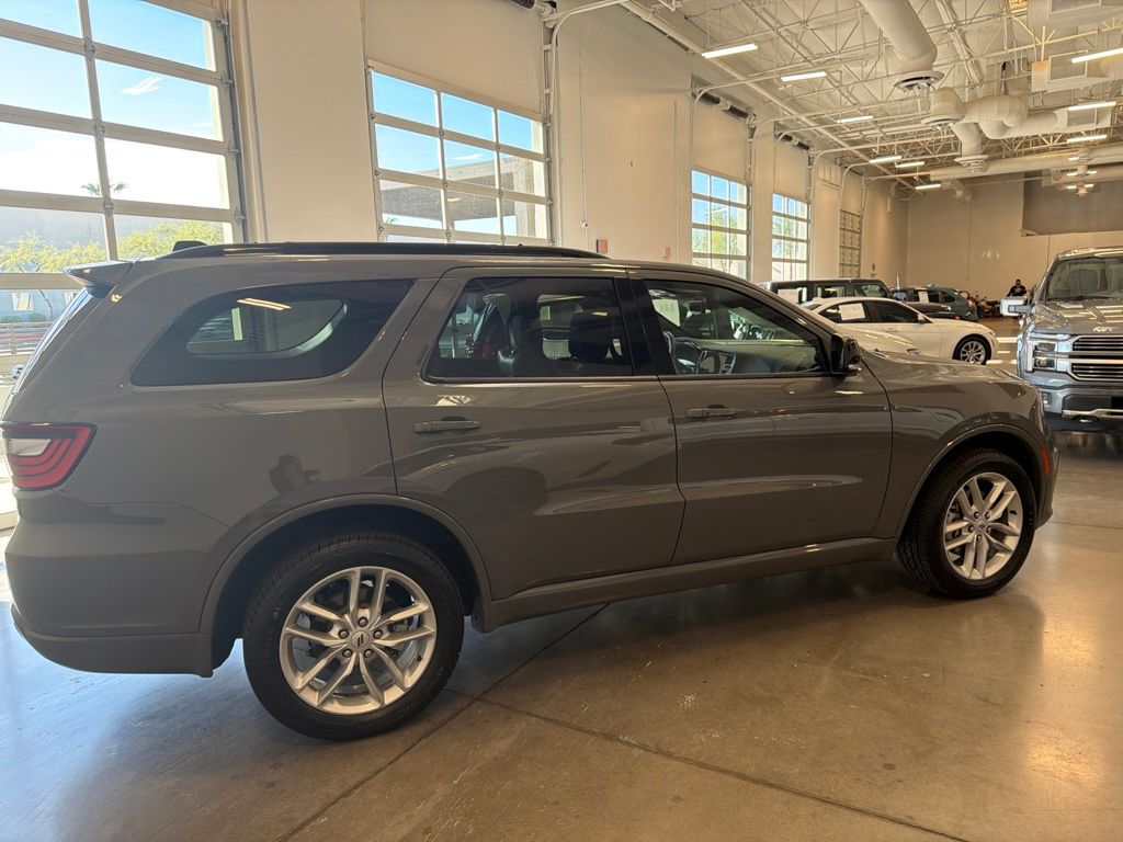Photo 6 of this Dodge Durango