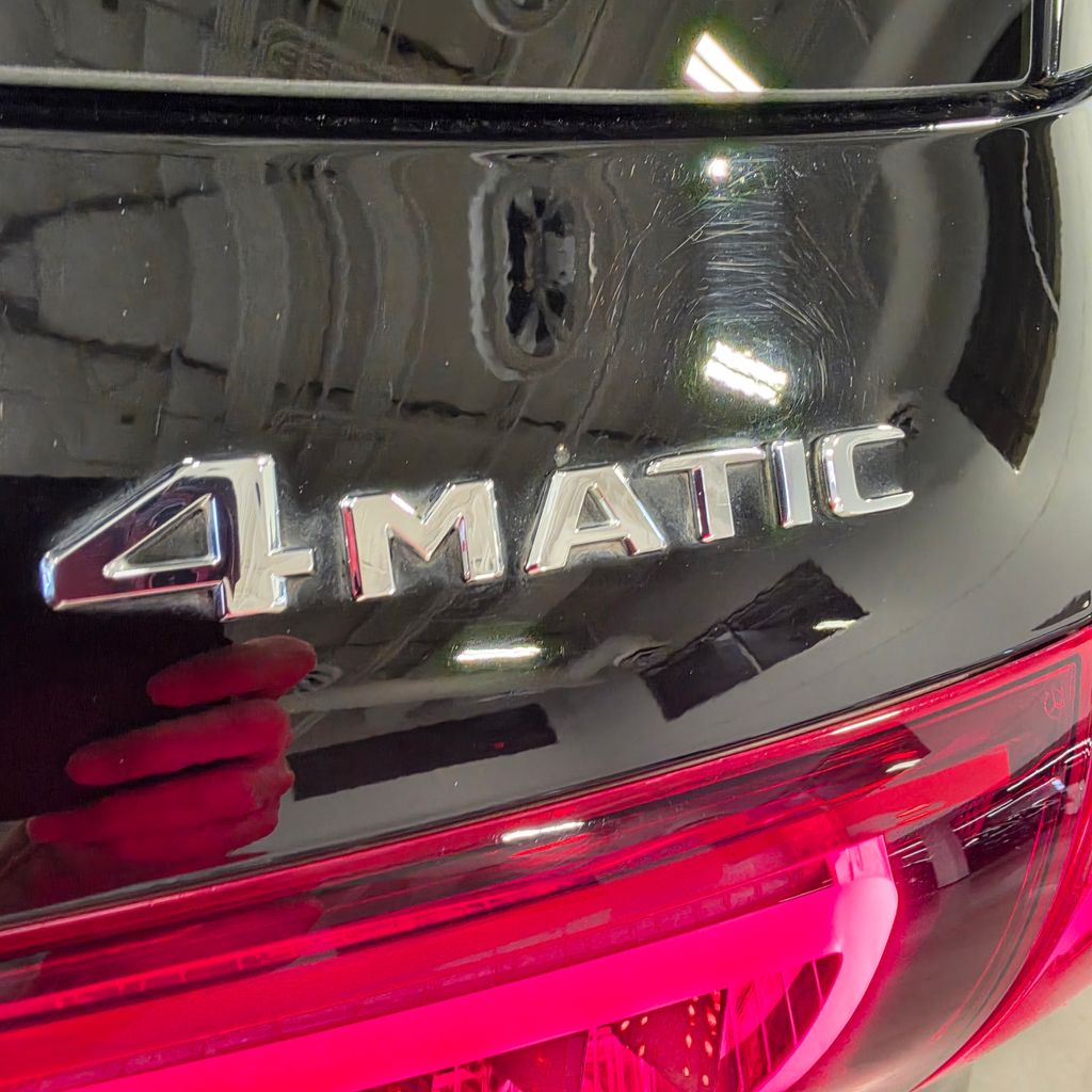 Photo 9 of this Mercedes-Benz GLE 450