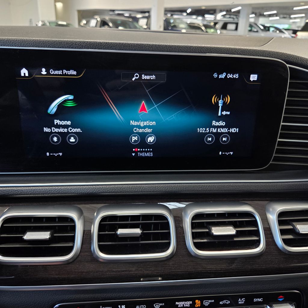 Photo 20 of this Mercedes-Benz GLE 450