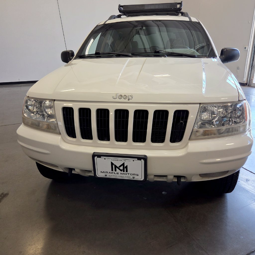 Photo 2 of this Jeep Grand Cherokee