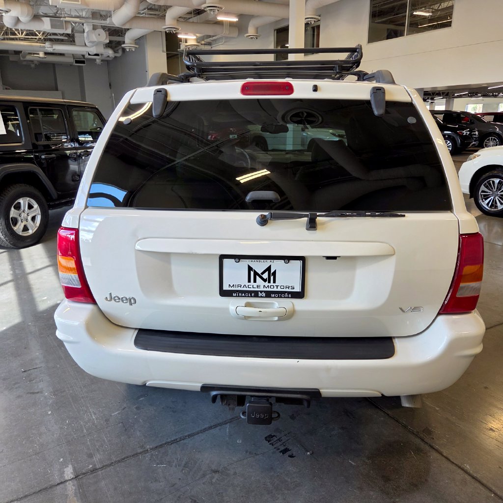 Photo 5 of this Jeep Grand Cherokee