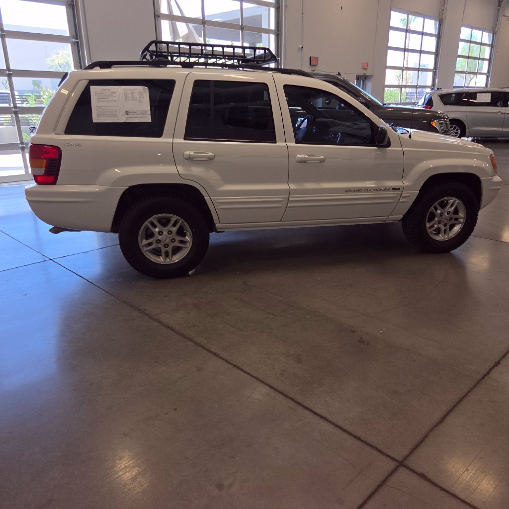 Photo 6 of this Jeep Grand Cherokee