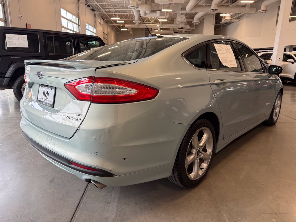 Photo 5 of this Ford Fusion