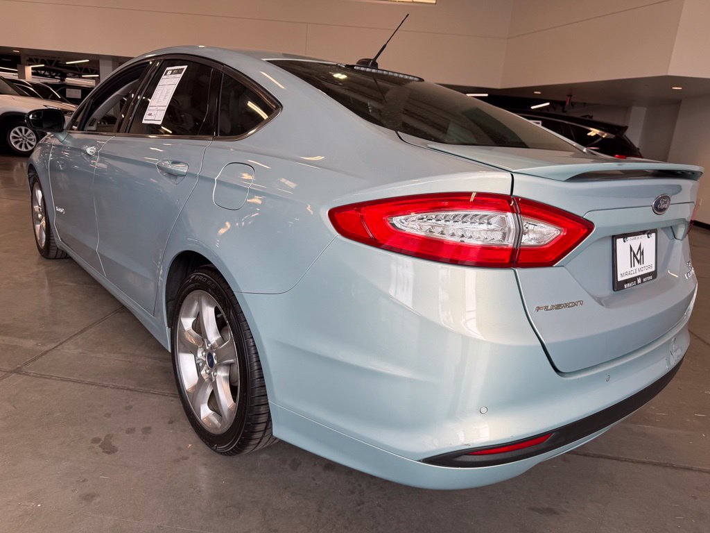 Photo 7 of this Ford Fusion