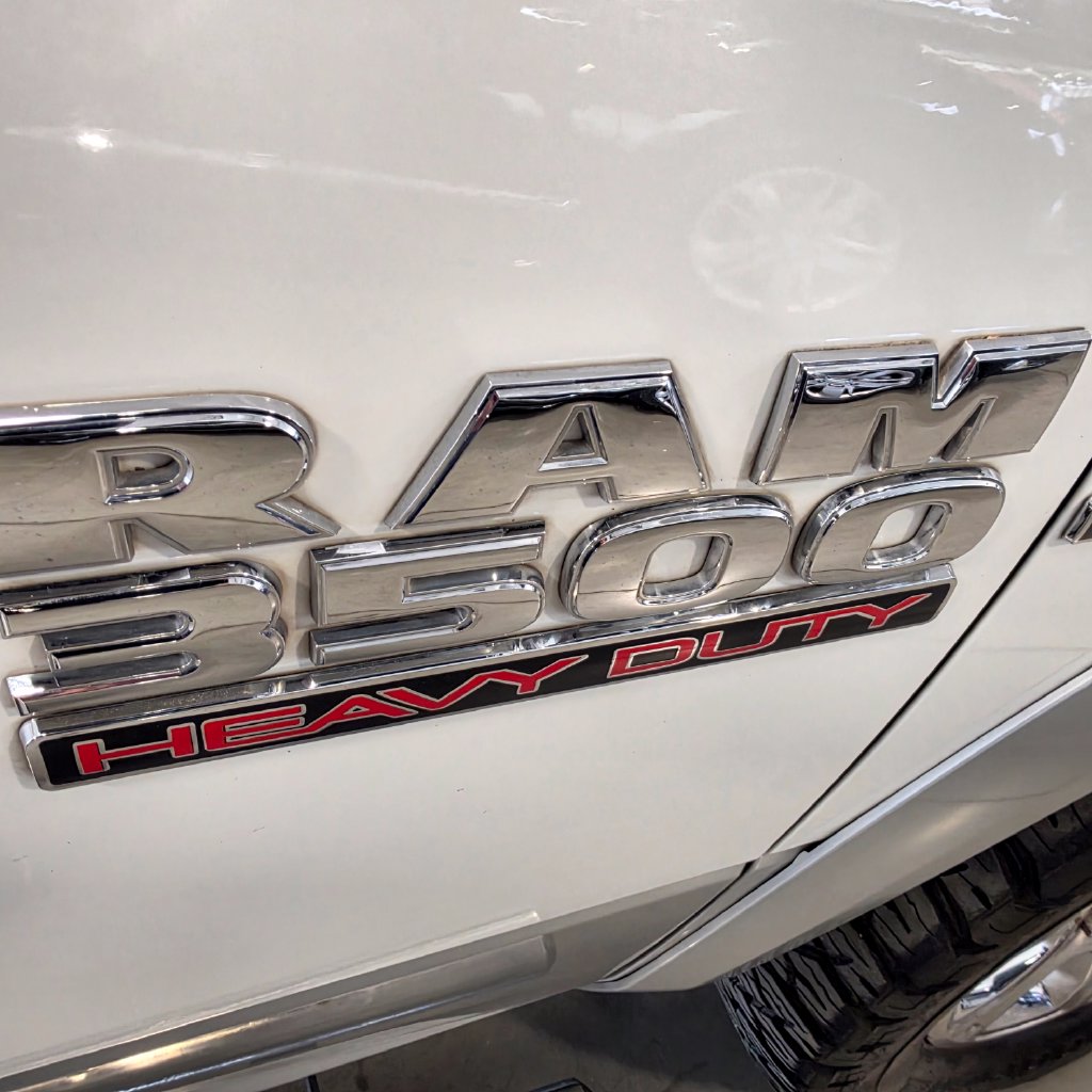 Photo 10 of this Ram 3500