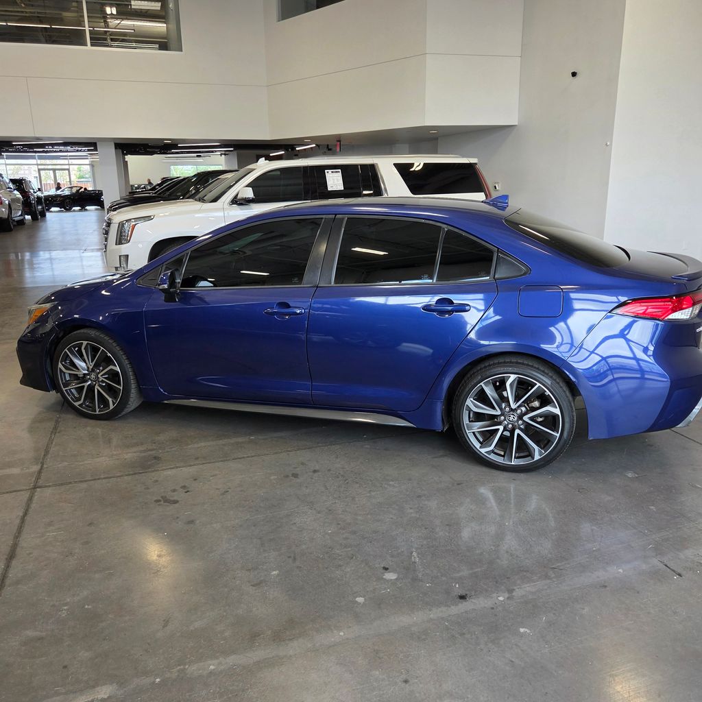 Photo 2 of this Toyota Corolla