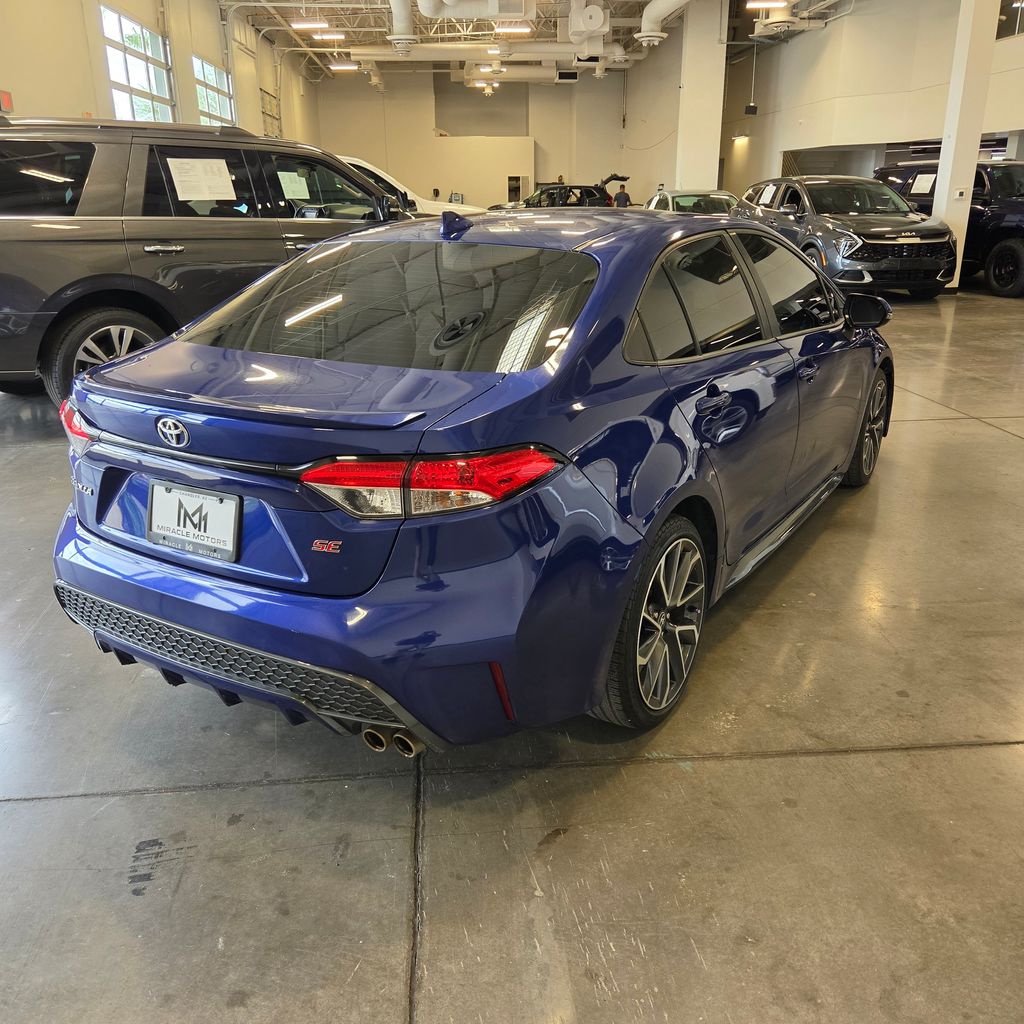 Photo 5 of this Toyota Corolla