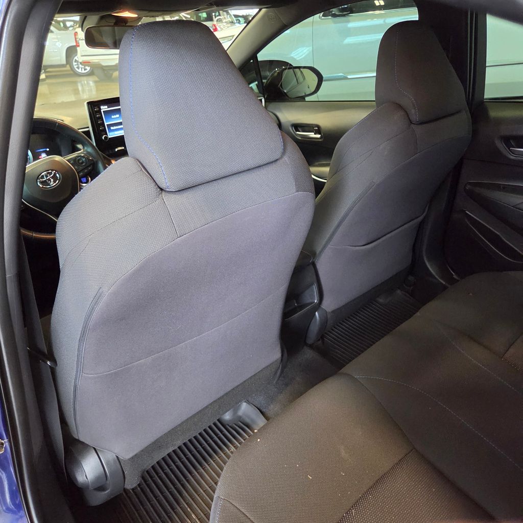 Photo 15 of this Toyota Corolla