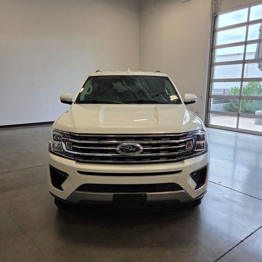 Photo 8 of this Ford Expedition Max