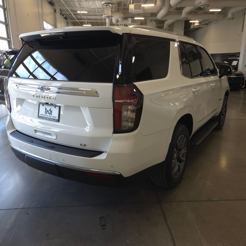Photo 5 of this Chevrolet Tahoe