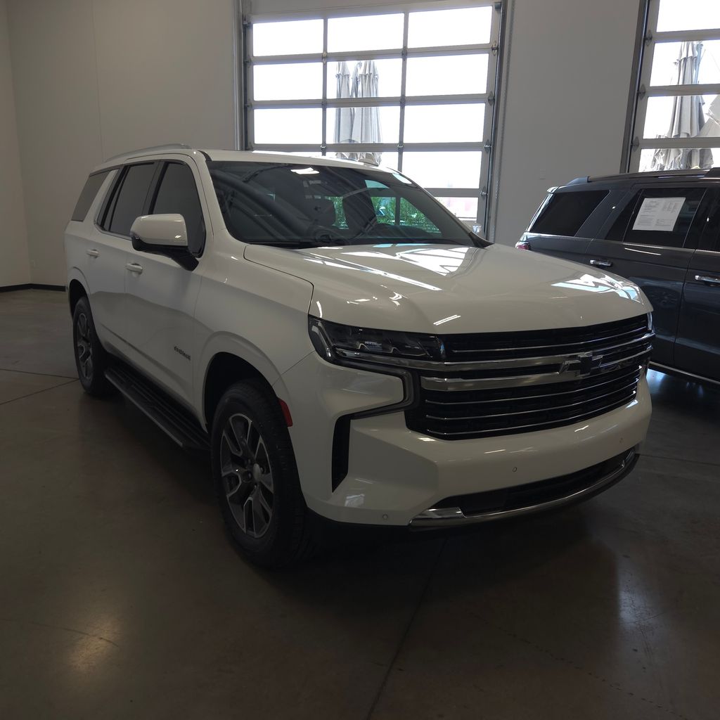 Photo 7 of this Chevrolet Tahoe