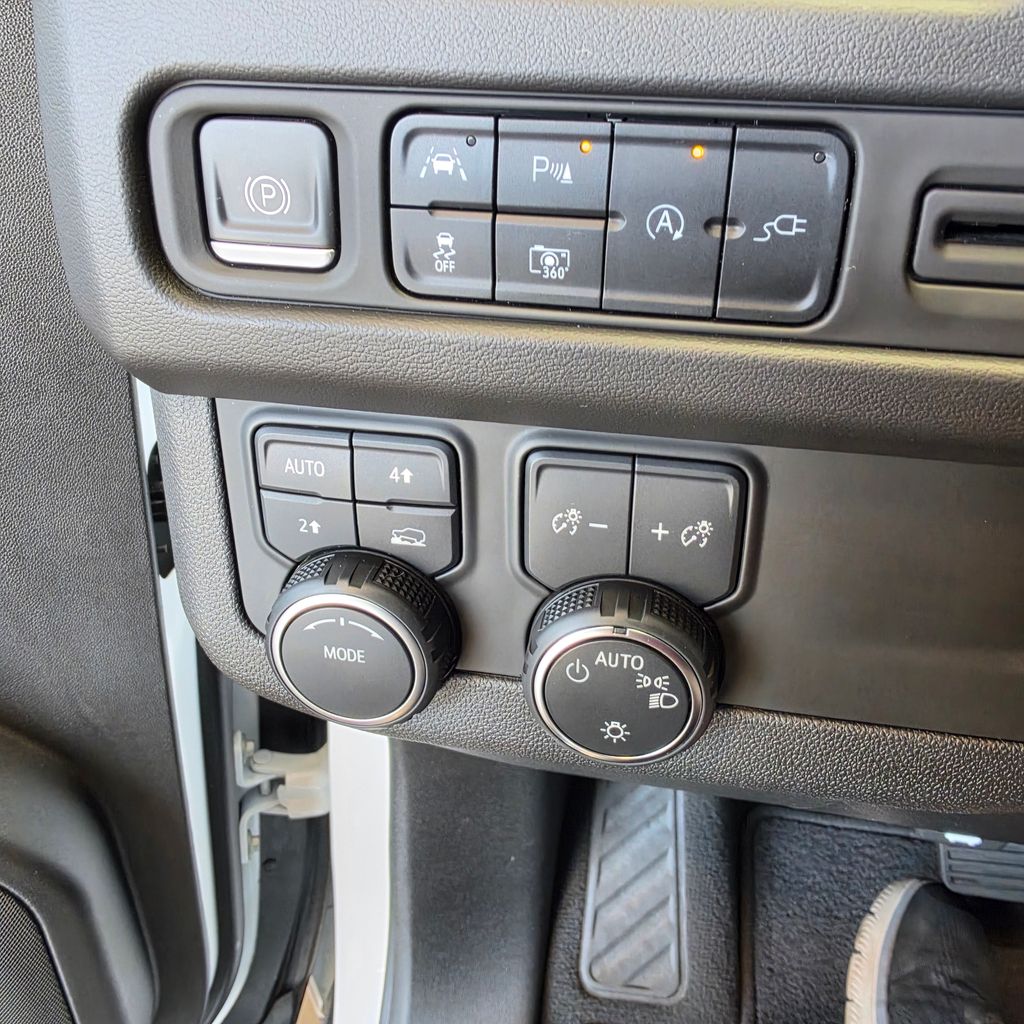 Photo 15 of this Chevrolet Tahoe
