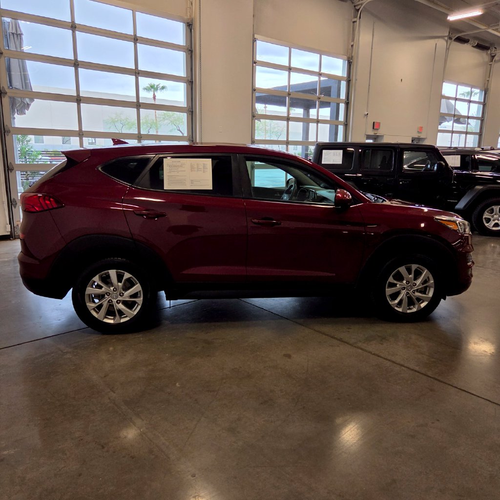Photo 6 of this Hyundai Tucson
