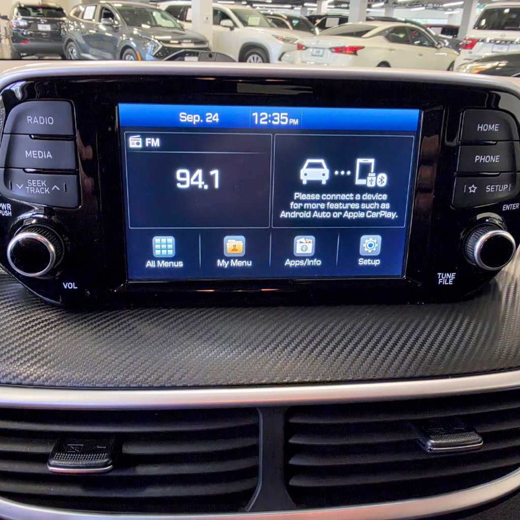 Photo 14 of this Hyundai Tucson