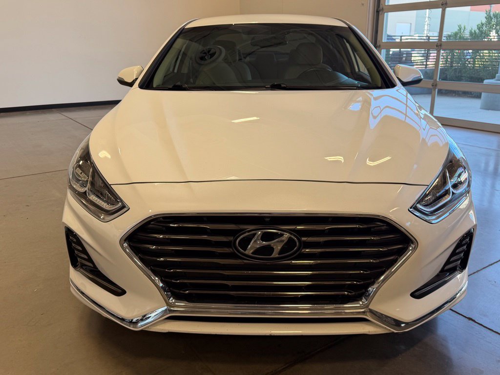 Photo 8 of this Hyundai Sonata