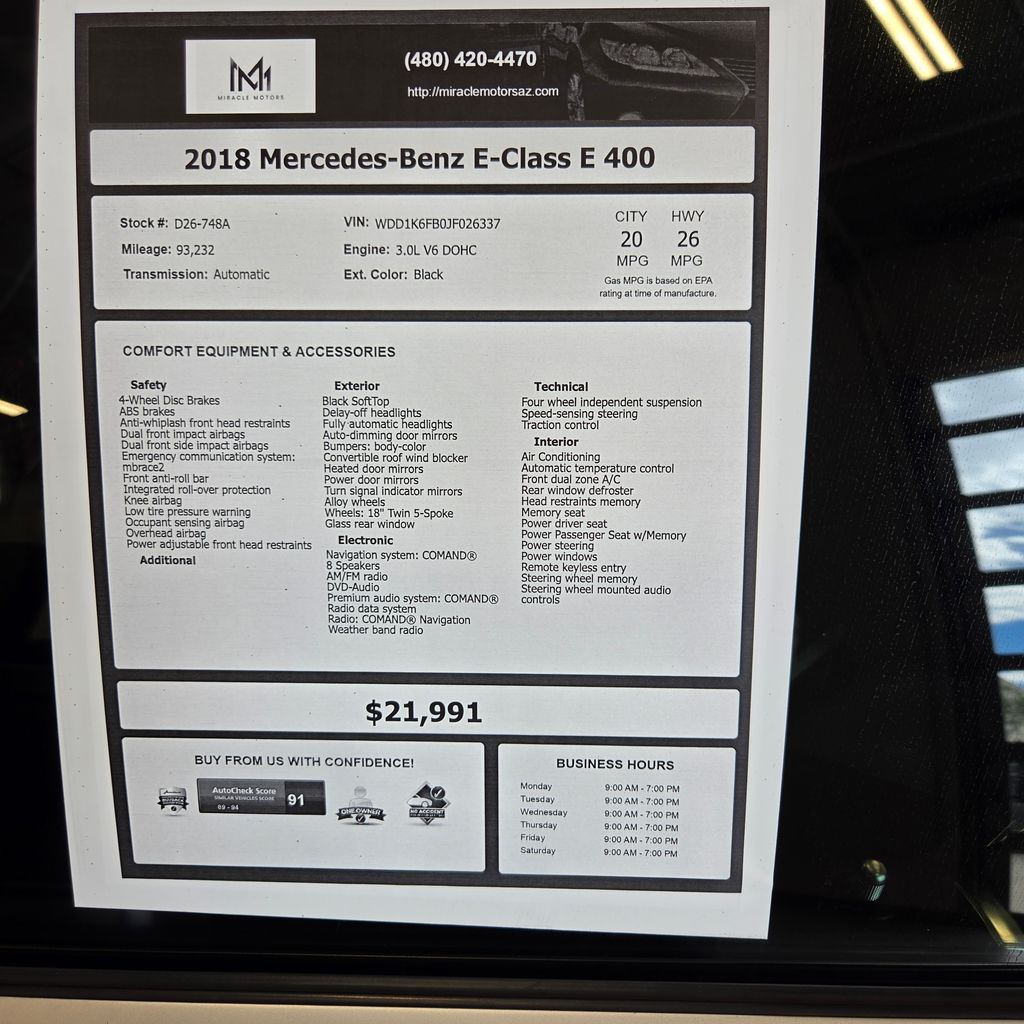 Photo 8 of this Mercedes-Benz E 400