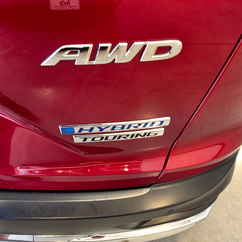 Photo 8 of this Honda CR-V Hybrid