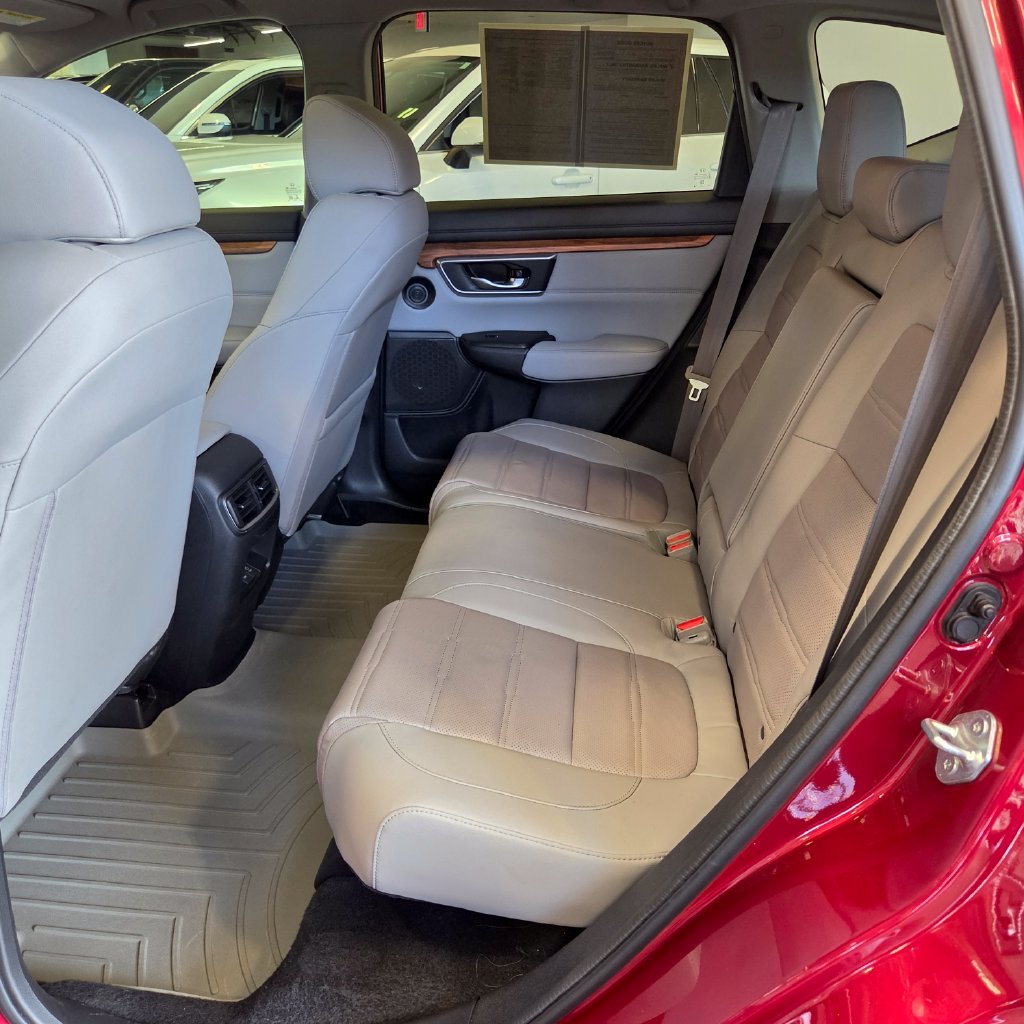 Photo 20 of this Honda CR-V Hybrid