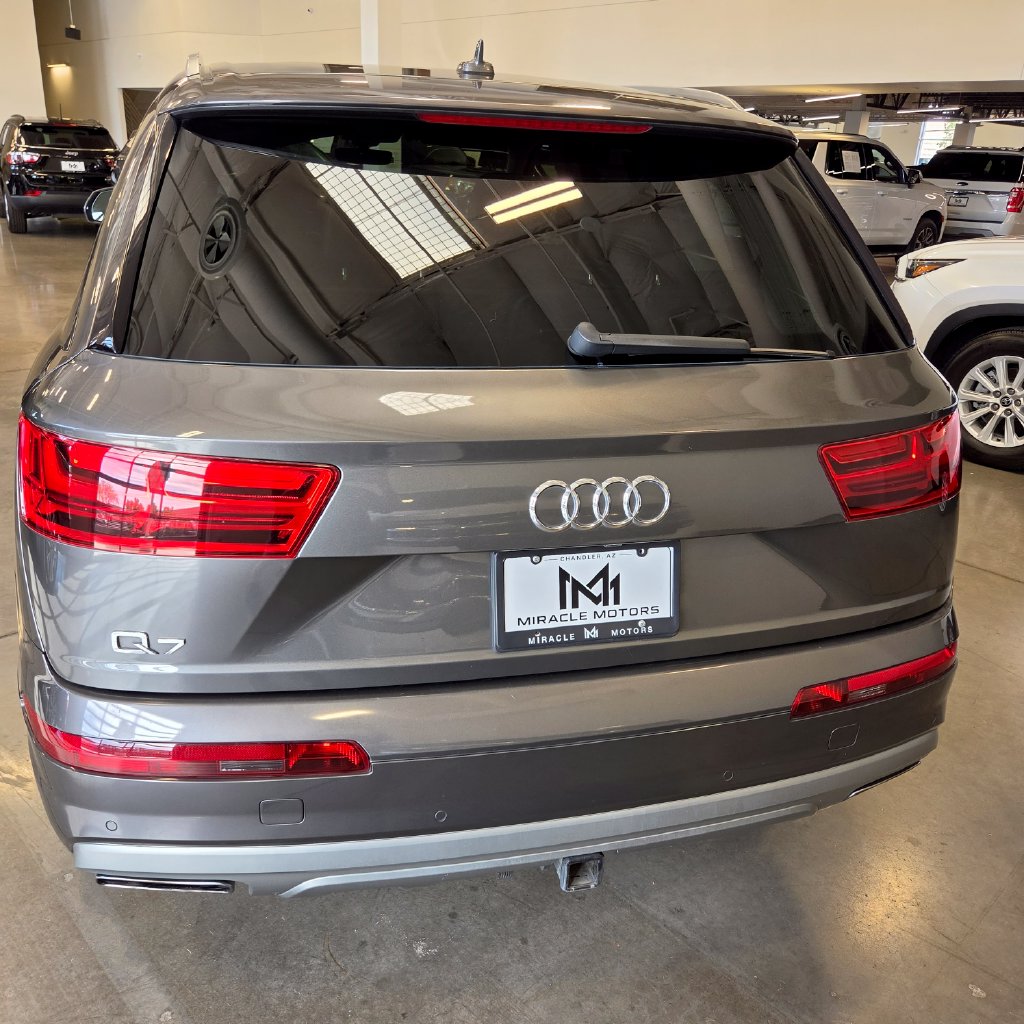Photo 4 of this Audi Q7