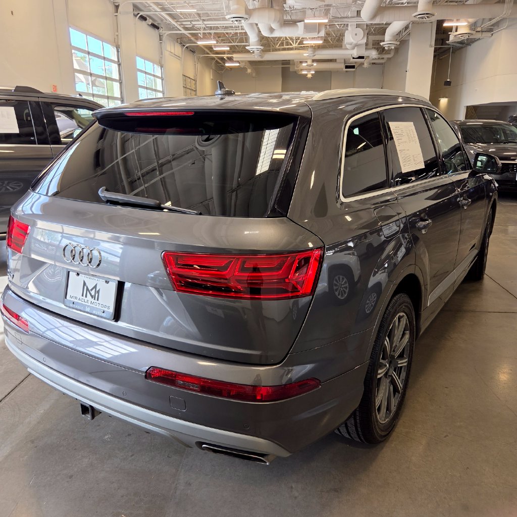 Photo 5 of this Audi Q7