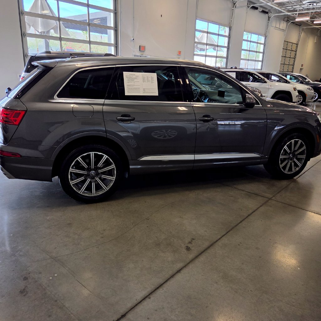 Photo 6 of this Audi Q7