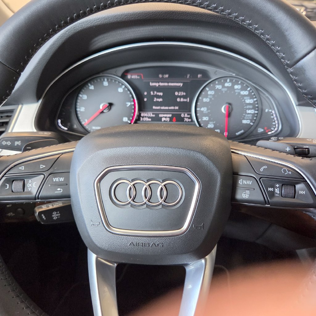 Photo 13 of this Audi Q7