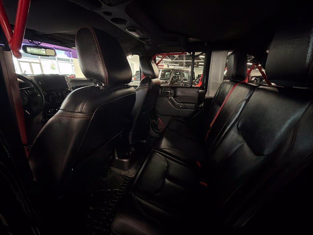 Photo 14 of this Jeep Wrangler Unlimited