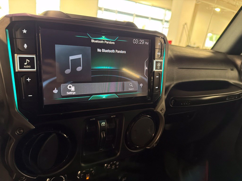 Photo 19 of this Jeep Wrangler Unlimited