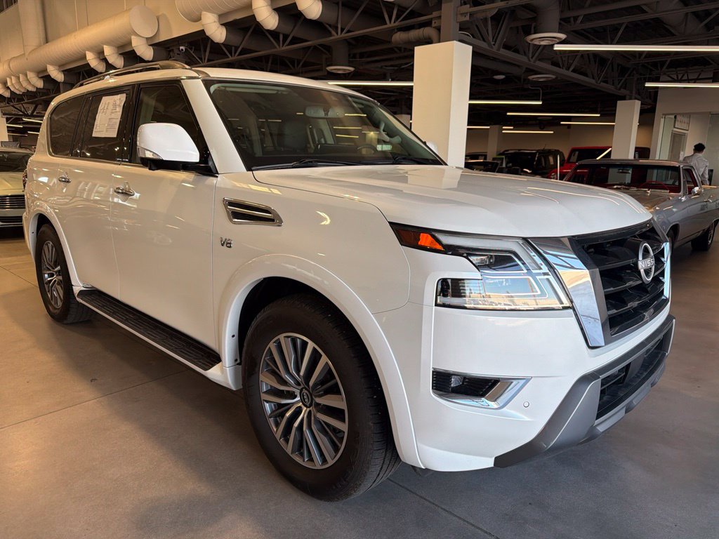 Photo 3 of this Nissan Armada