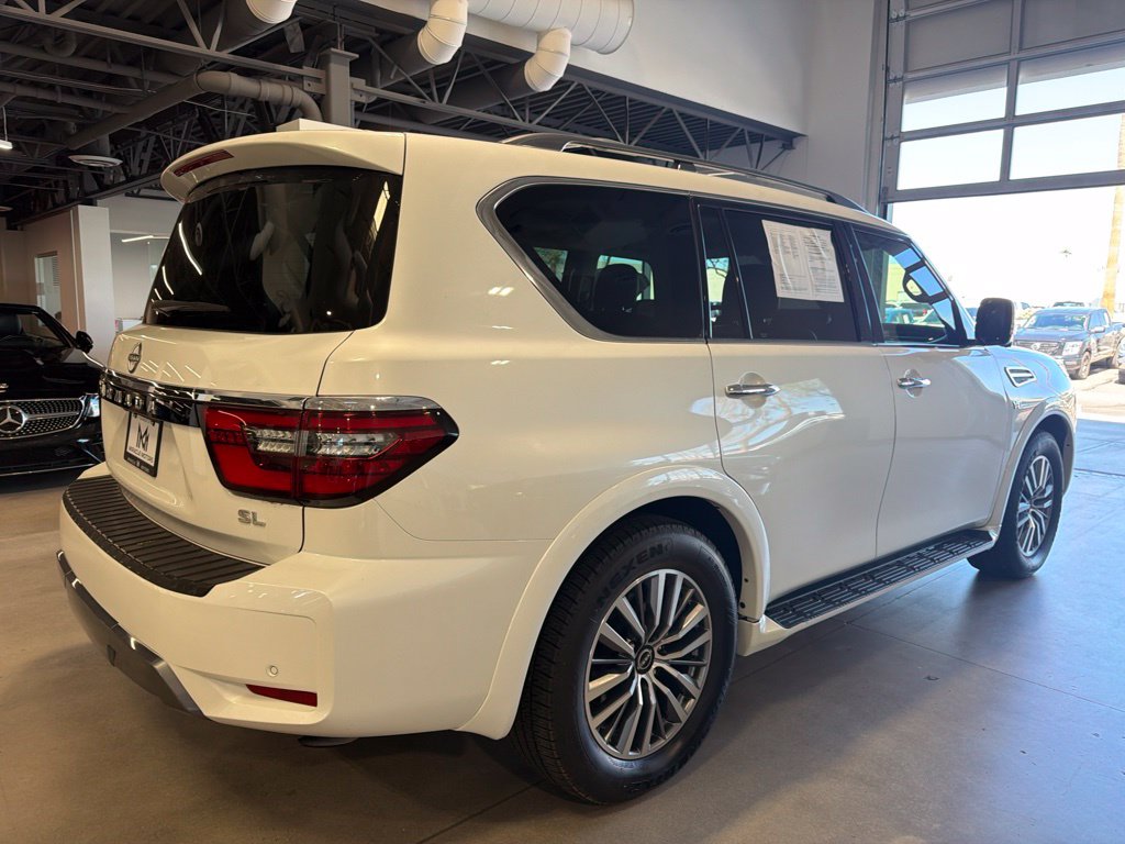 Photo 5 of this Nissan Armada