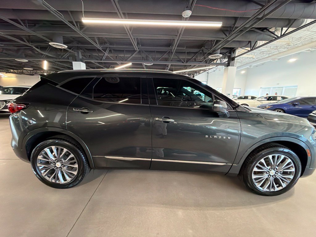 Photo 4 of this Chevrolet Blazer