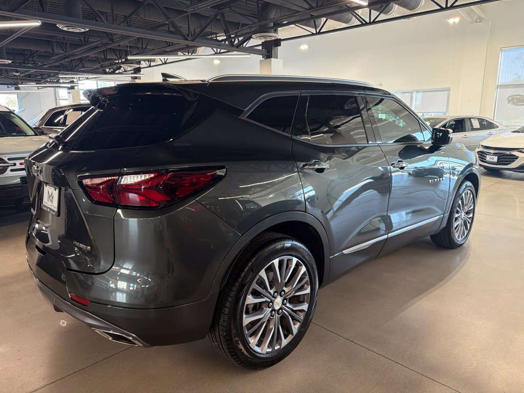 Photo 5 of this Chevrolet Blazer