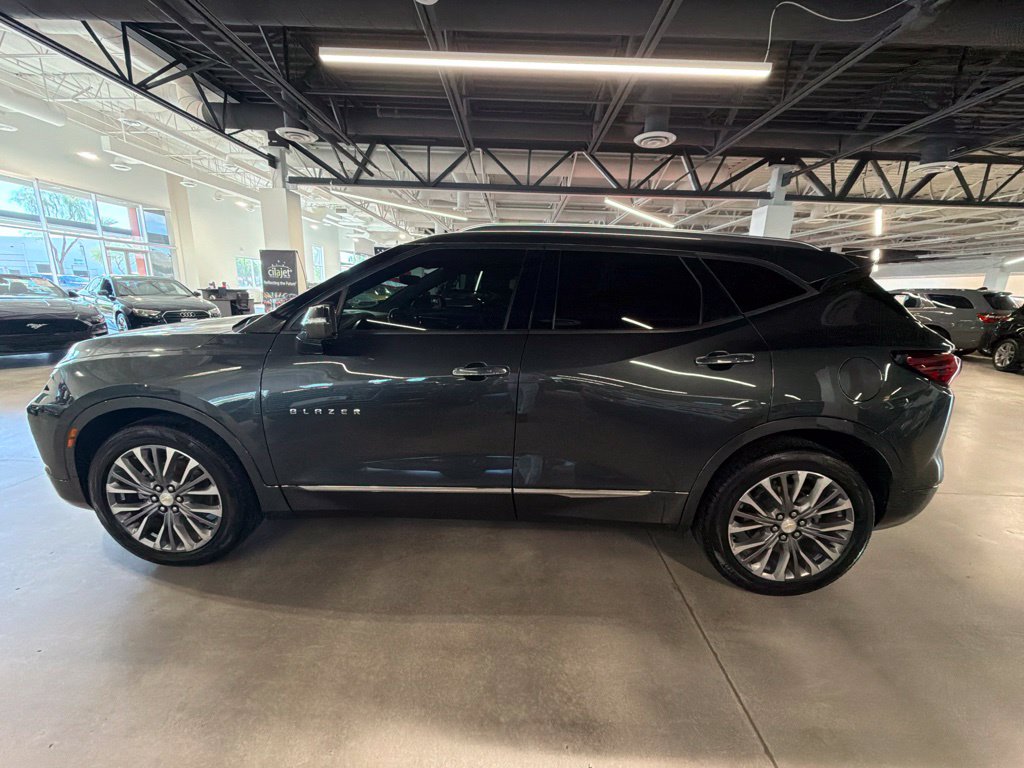 Photo 8 of this Chevrolet Blazer