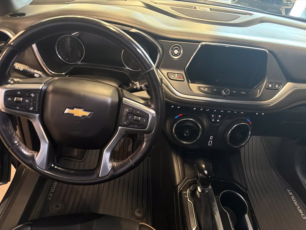 Photo 16 of this Chevrolet Blazer