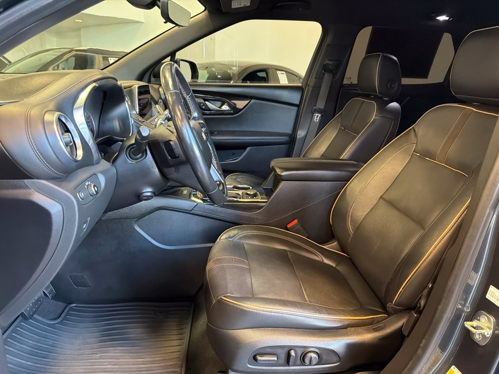Photo 9 of this Chevrolet Blazer